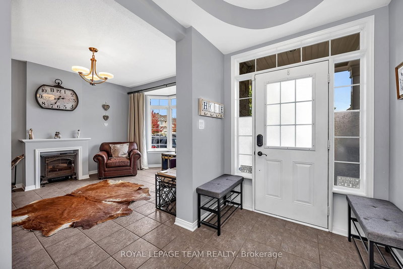 200 Kinloch Crt, Ottawa, K2J 5S9 | Image 3