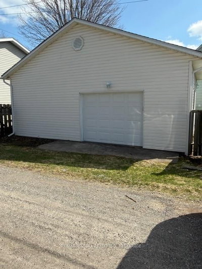 9 Beech Street • Port Colborne, ON photo 8