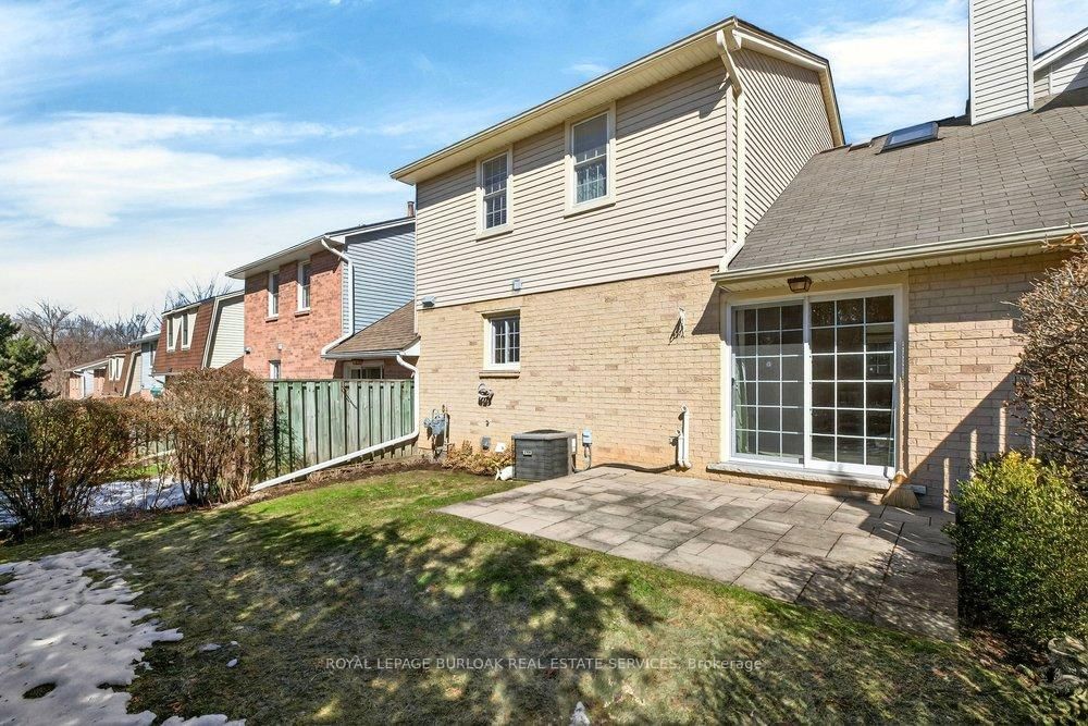 Townhouse for sale at 20-105 Wilson Street, Hamilton, Ontario, L9G 1N4 - Ancaster - MLS: X12870314