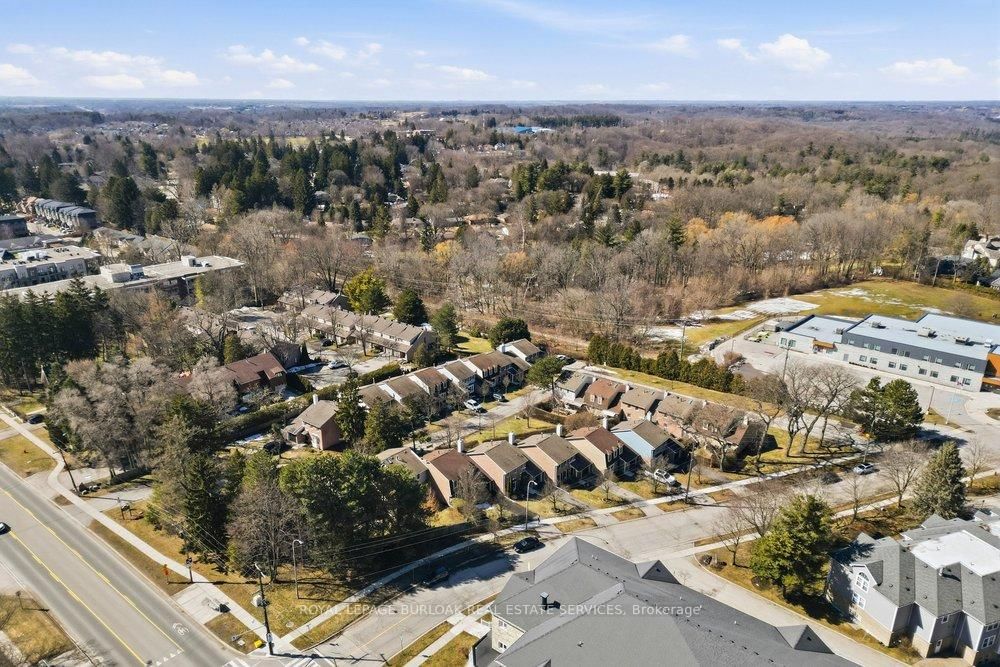 Townhouse for sale at 20-105 Wilson Street, Hamilton, Ontario, L9G 1N4 - Ancaster - MLS: X12870314