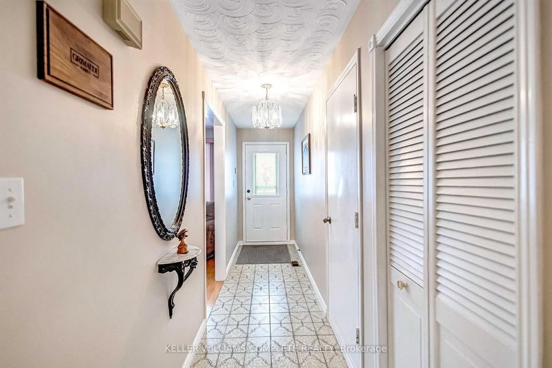 37 Greening Ave, Hamilton, L8E 3Z8 | Image 2