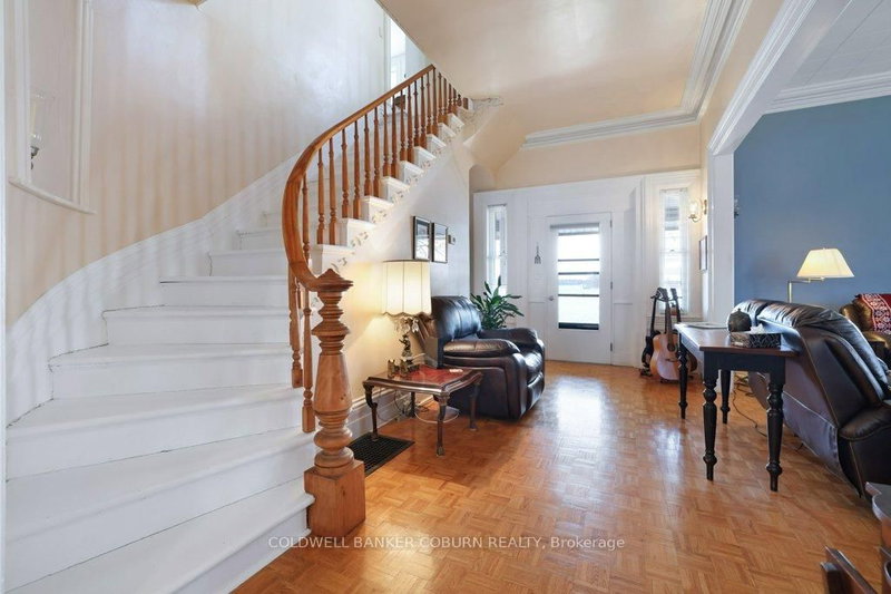 81 Lakeshore Dr photo 5
