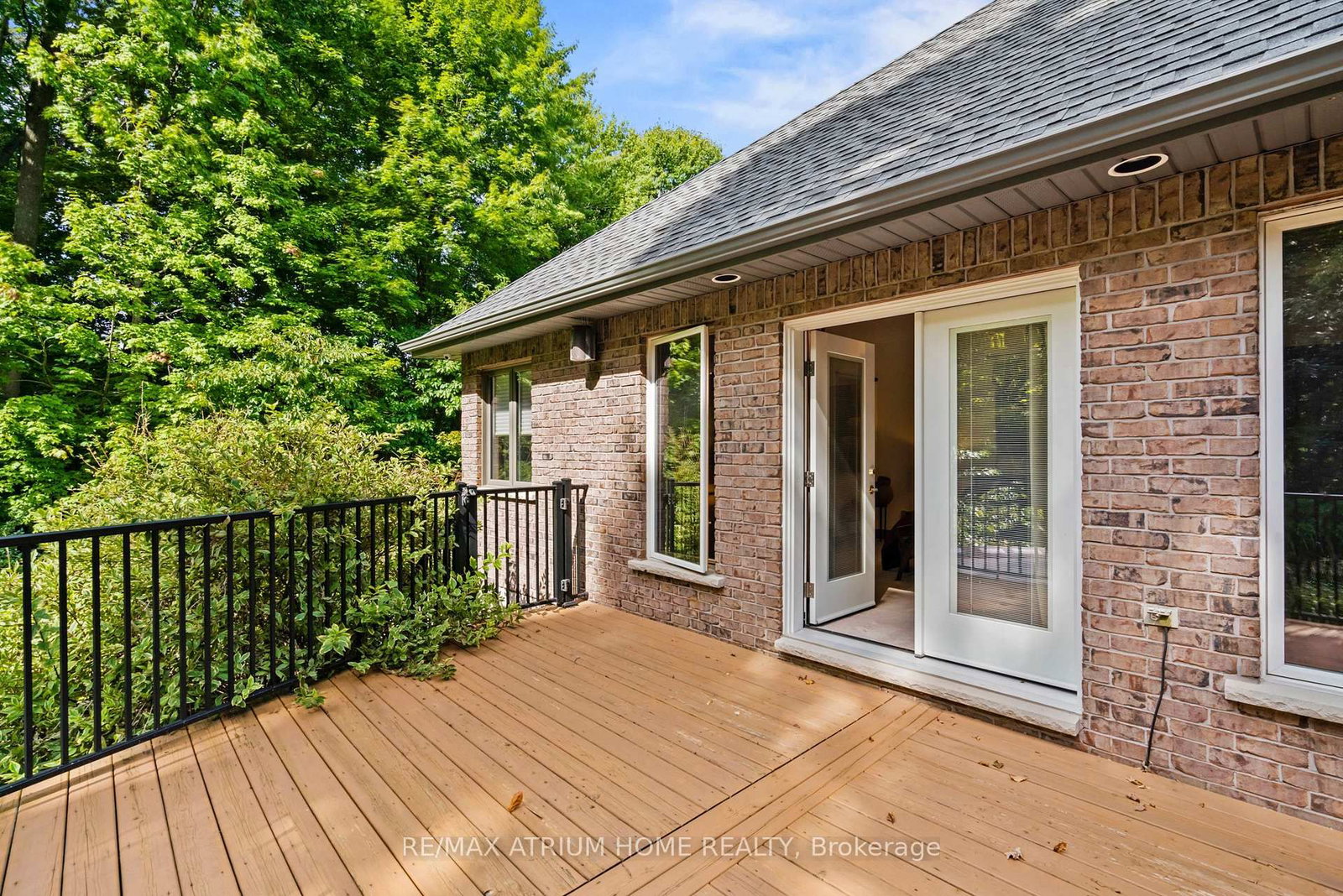 Detached House for sale at 200 Pancake Lane, Pelham, Ontario, L0S 1M0 - Fonthill - MLS: X12870428