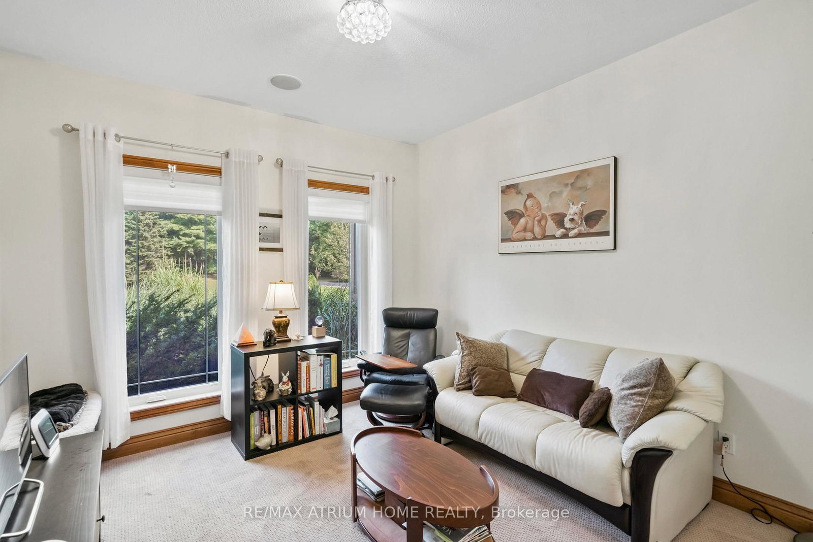 Detached House for sale at 200 Pancake Lane, Pelham, Ontario, L0S 1M0 - Fonthill - MLS: X12870428