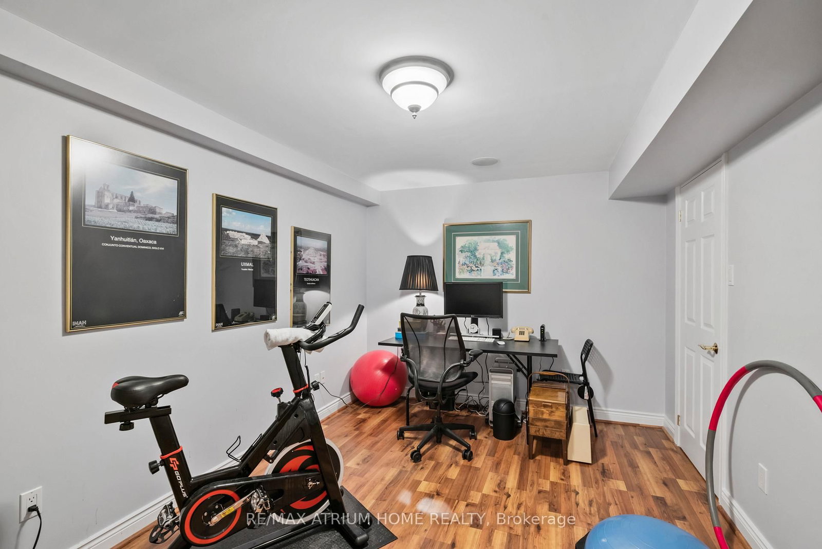 Detached House for sale at 200 Pancake Lane, Pelham, Ontario, L0S 1M0 - Fonthill - MLS: X12870428