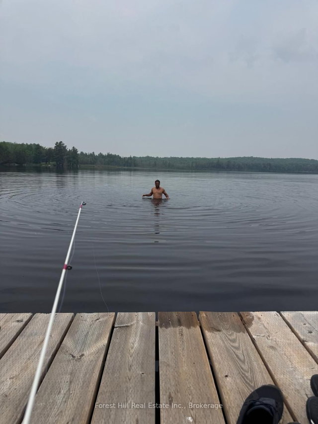 221 WOODLAND Drive S