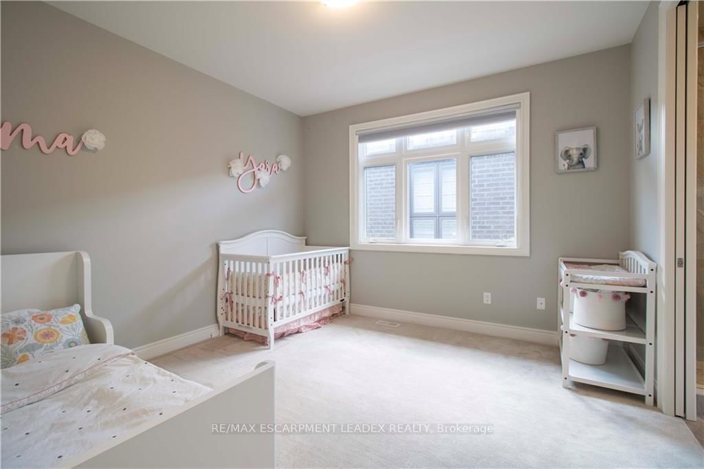 Detached House for sale at 19 SECINARO Avenue, Hamilton, Ontario, L9G 0C6 - Meadowlands - MLS: X12870714