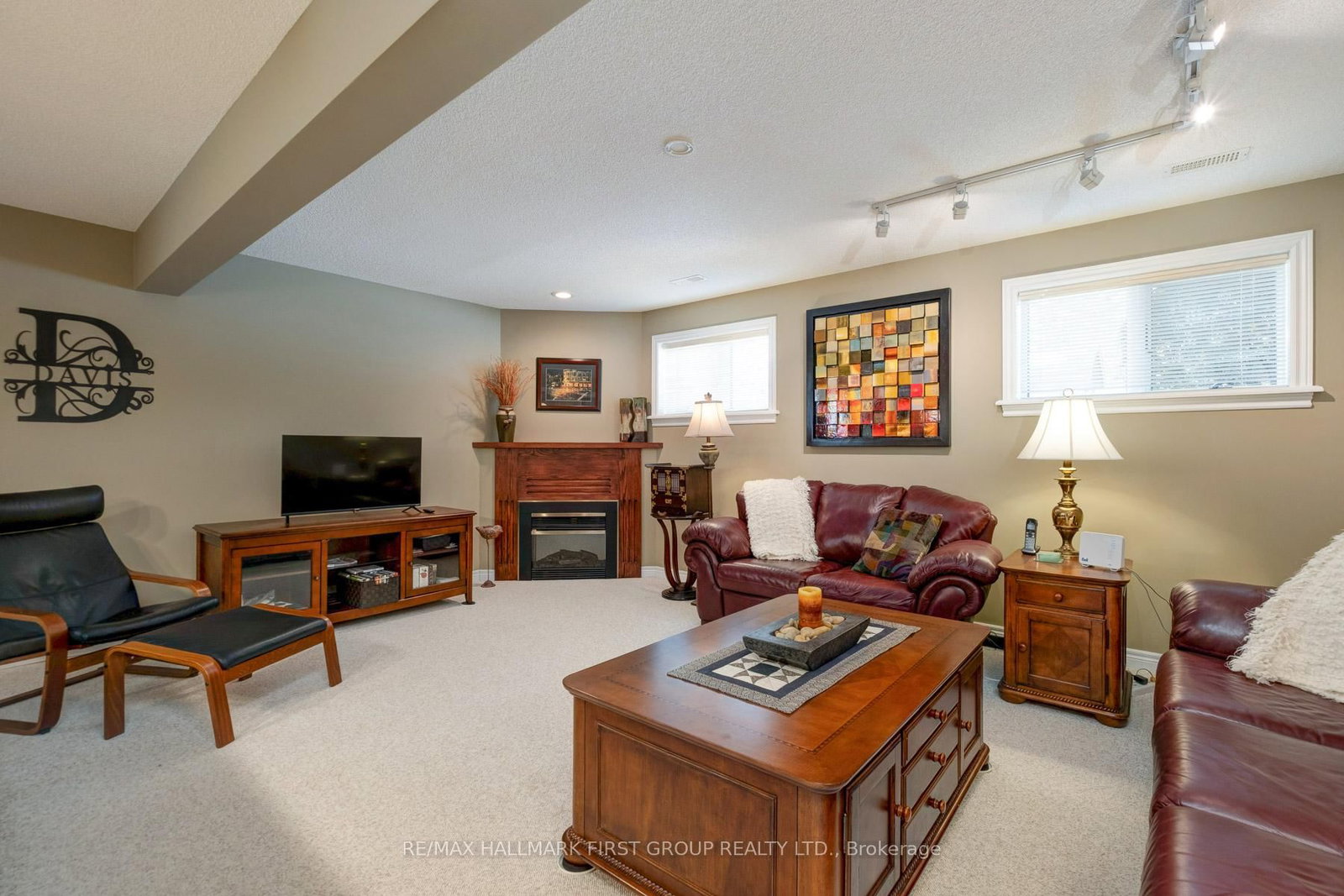 Detached House for sale at 5 Ports Drive, Kawartha Lakes, Ontario, K0M 1A0 - Bobcaygeon - MLS: X12870790