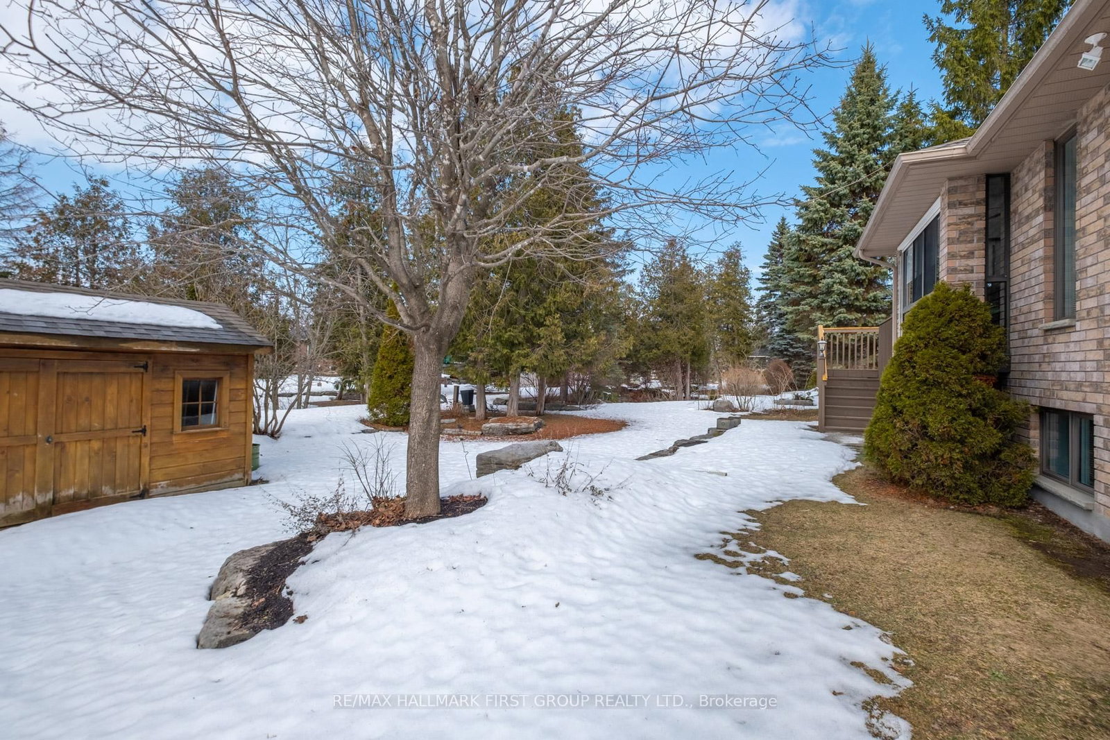 Detached House for sale at 5 Ports Drive, Kawartha Lakes, Ontario, K0M 1A0 - Bobcaygeon - MLS: X12870790