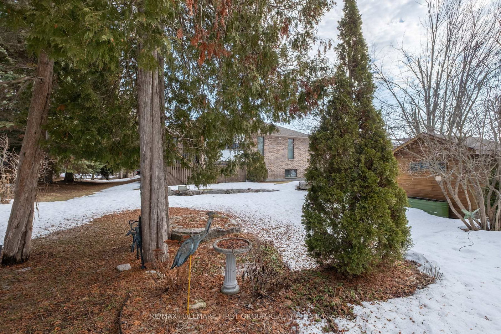 Detached House for sale at 5 Ports Drive, Kawartha Lakes, Ontario, K0M 1A0 - Bobcaygeon - MLS: X12870790