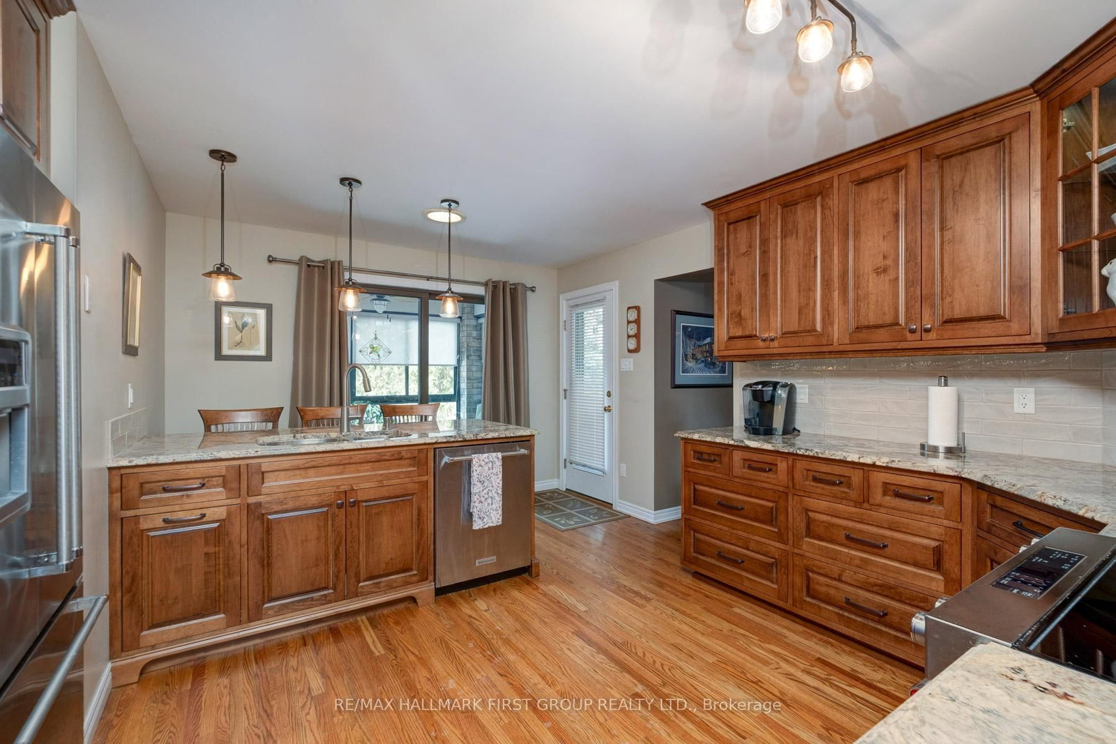 Detached House for sale at 5 Ports Drive, Kawartha Lakes, Ontario, K0M 1A0 - Bobcaygeon - MLS: X12870790