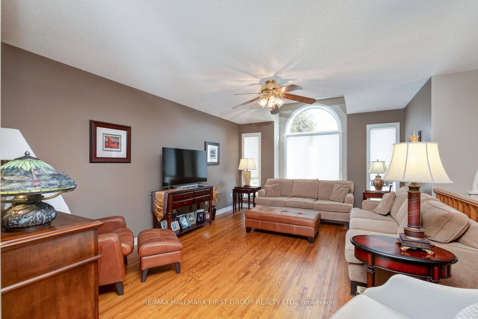 Detached House for sale at 5 Ports Drive, Kawartha Lakes, Ontario, K0M 1A0 - Bobcaygeon - MLS: X12870790