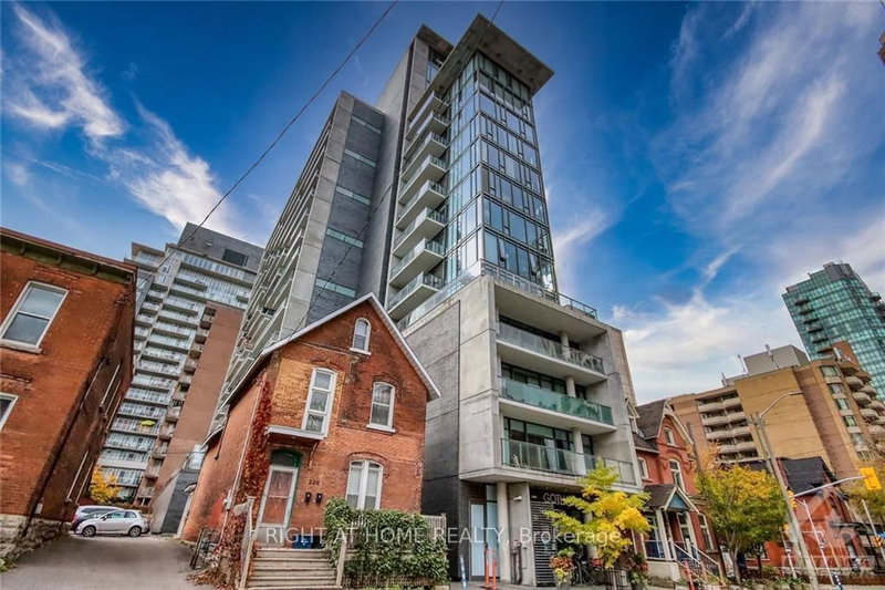 home for sale on 1109-224 Lyon Street N