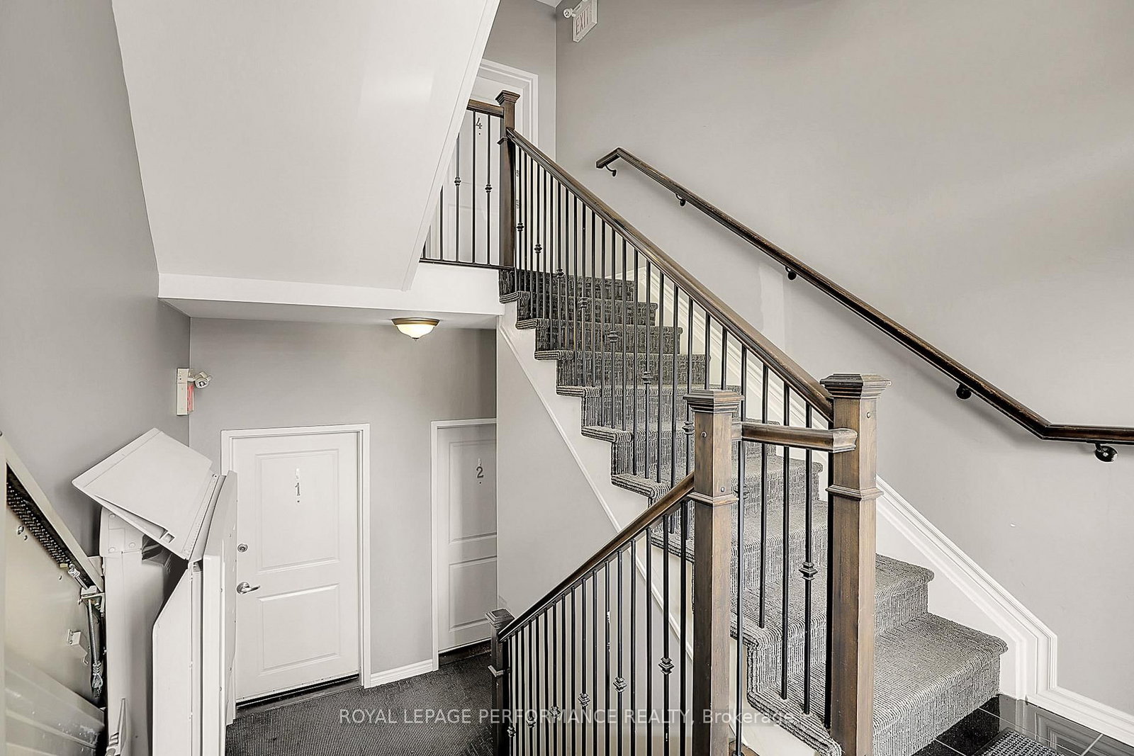 40 Prestige Circle, Unit 2 - Photo 2