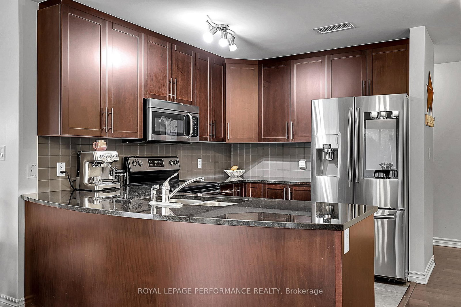 40 Prestige Circle, Unit 2 - Photo 7