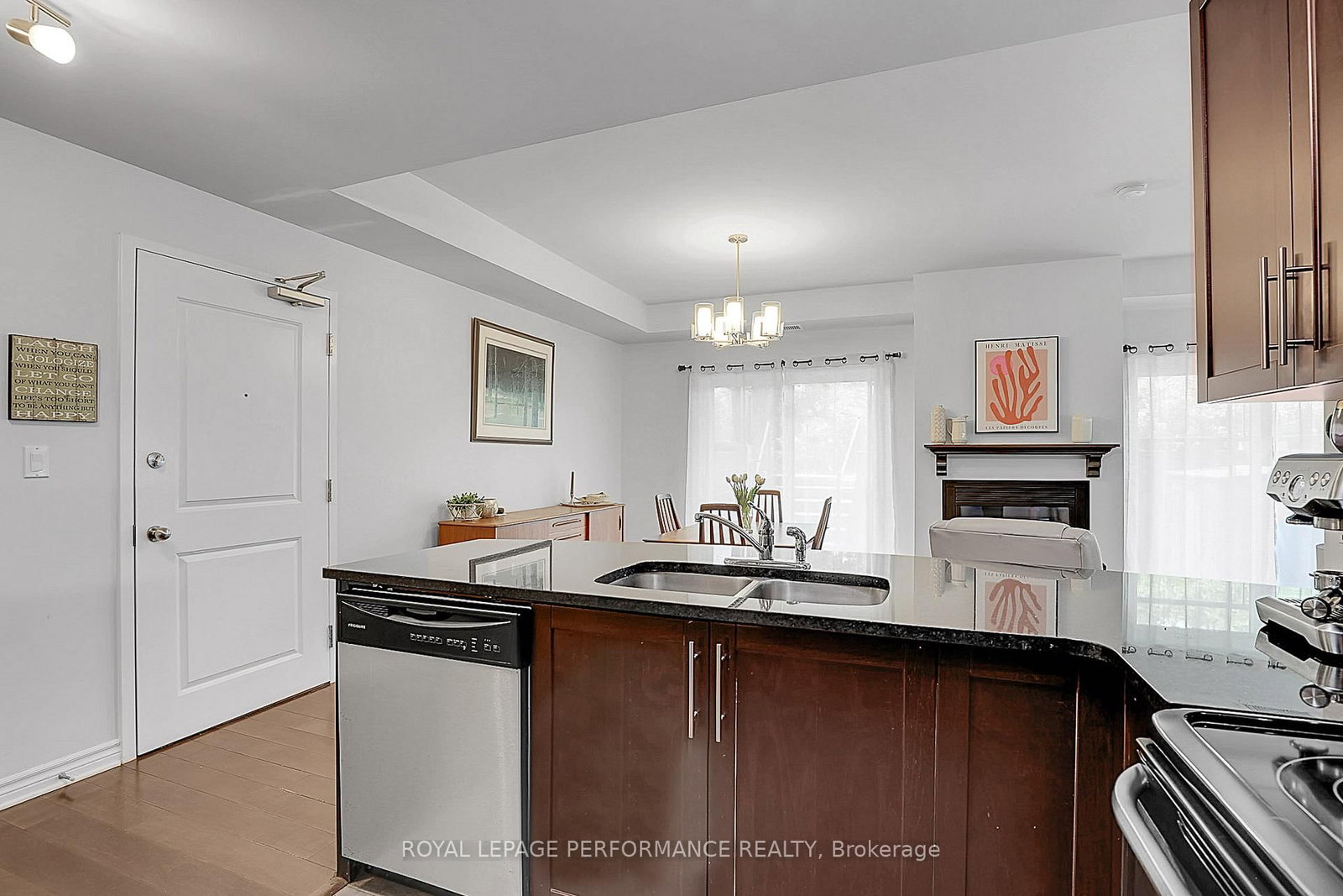 40 Prestige Circle, Unit 2 - Photo 8