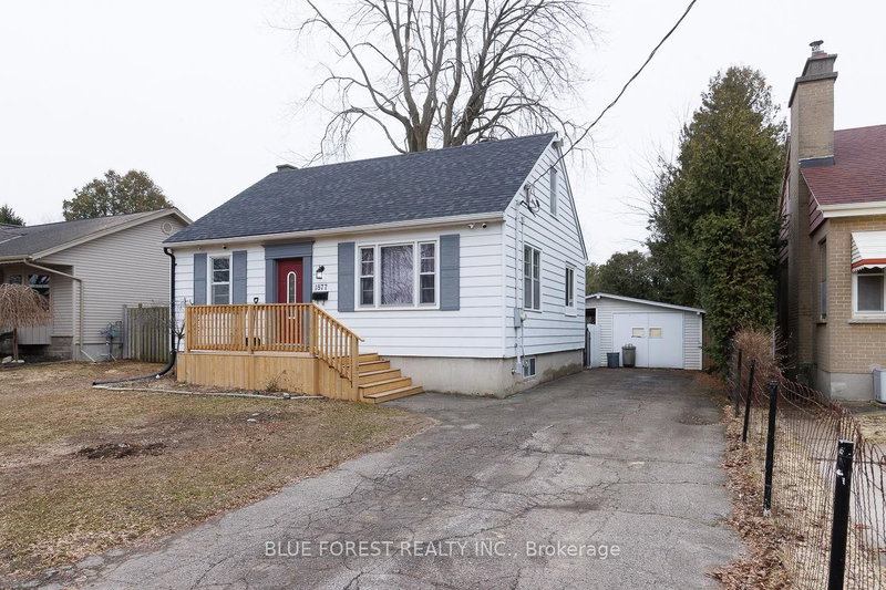 1877 Royal Cres, London East, N5W 2A9 | Image 2