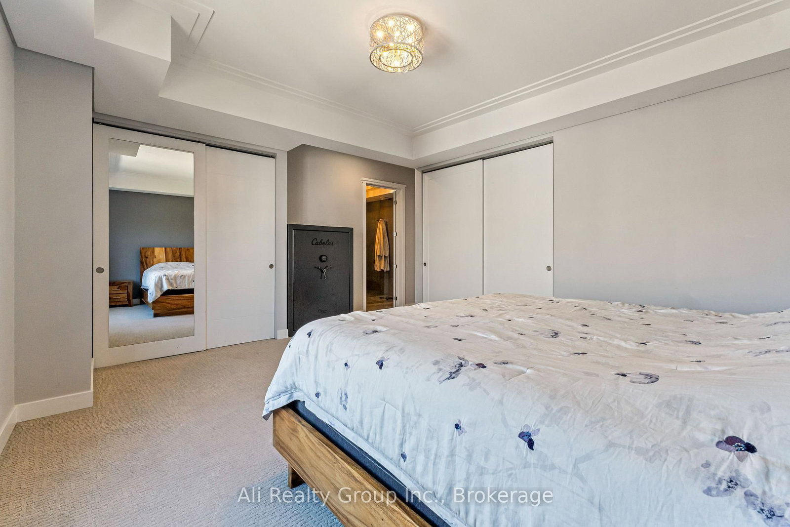 Semi-Detached House for sale at 69 Donald Street, Ottawa, Ontario, K1K 1N3 - Overbrook - MLS: X12870966