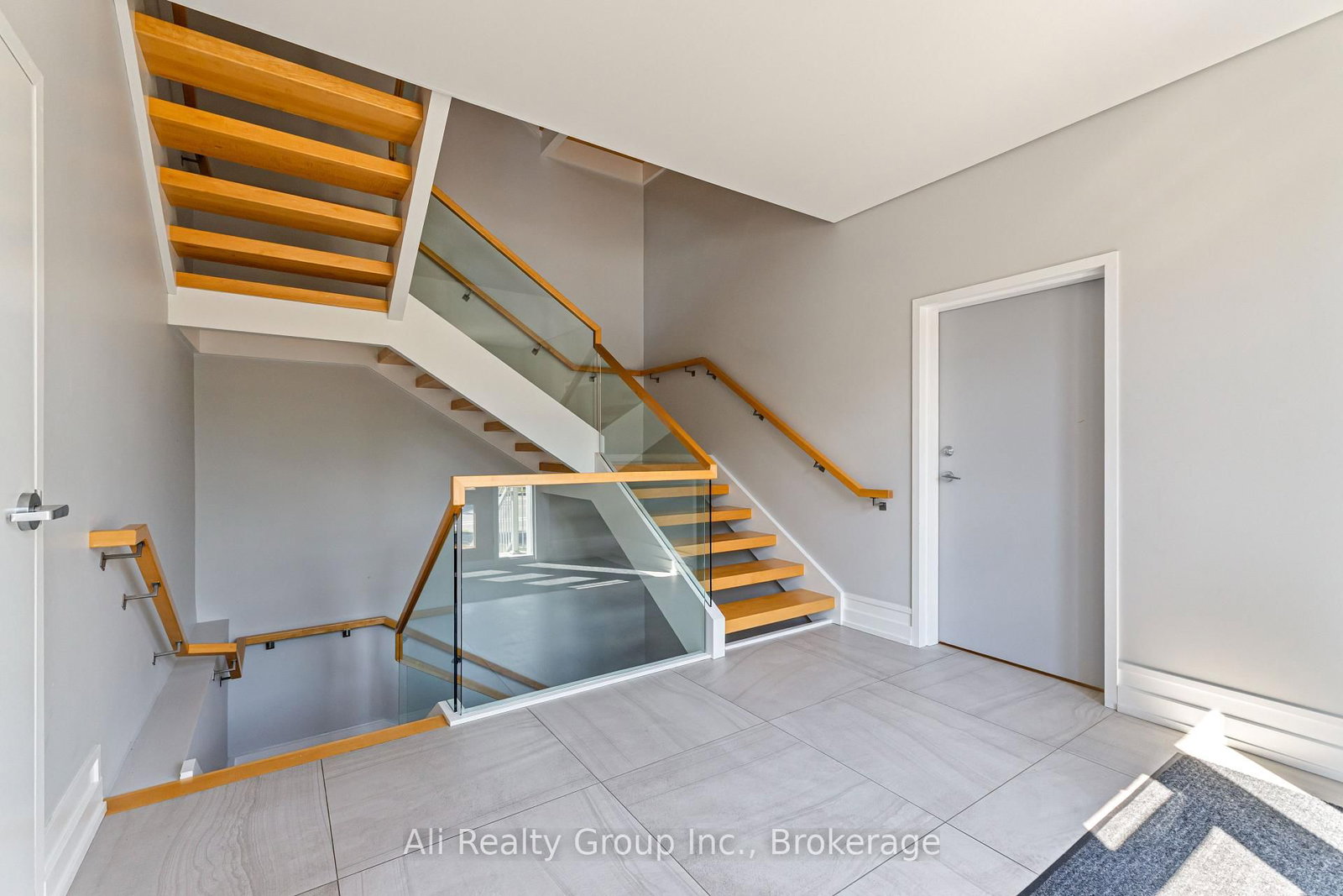 Semi-Detached House for sale at 69 Donald Street, Ottawa, Ontario, K1K 1N3 - Overbrook - MLS: X12870966