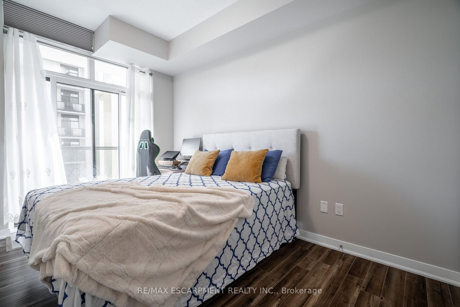 Condo for sale at 509-85 Robinson Street, Hamilton, Ontario, L8P 0B9 - Durand - MLS: X12871136