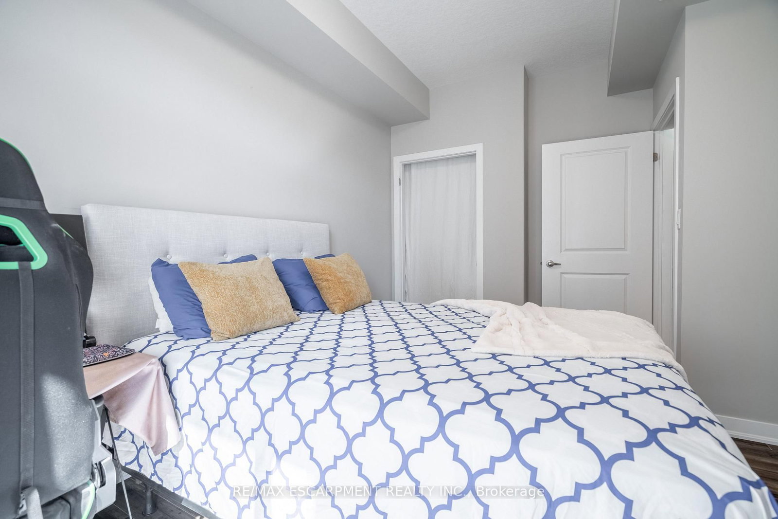 Condo for sale at 509-85 Robinson Street, Hamilton, Ontario, L8P 0B9 - Durand - MLS: X12871136