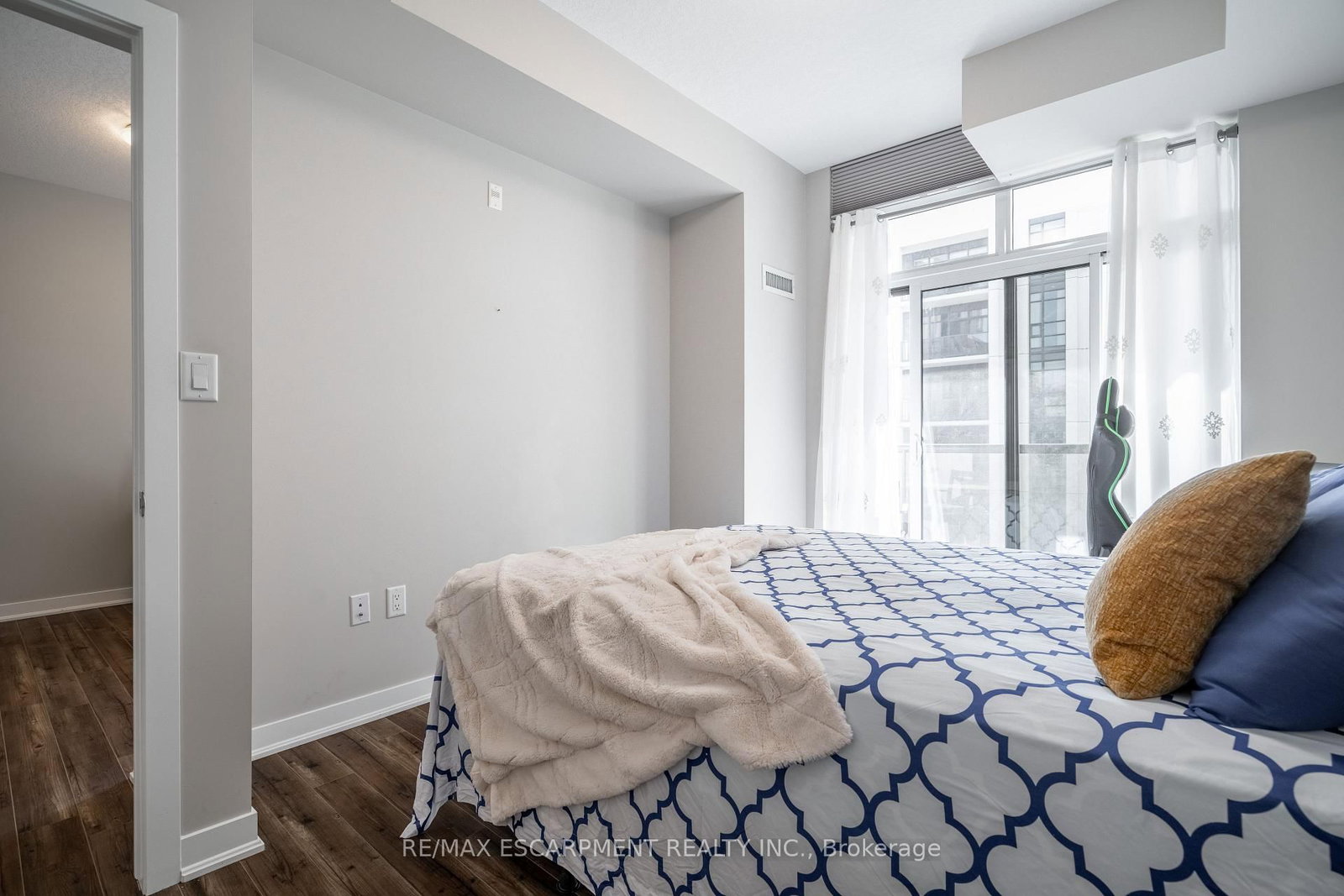 Condo for sale at 509-85 Robinson Street, Hamilton, Ontario, L8P 0B9 - Durand - MLS: X12871136