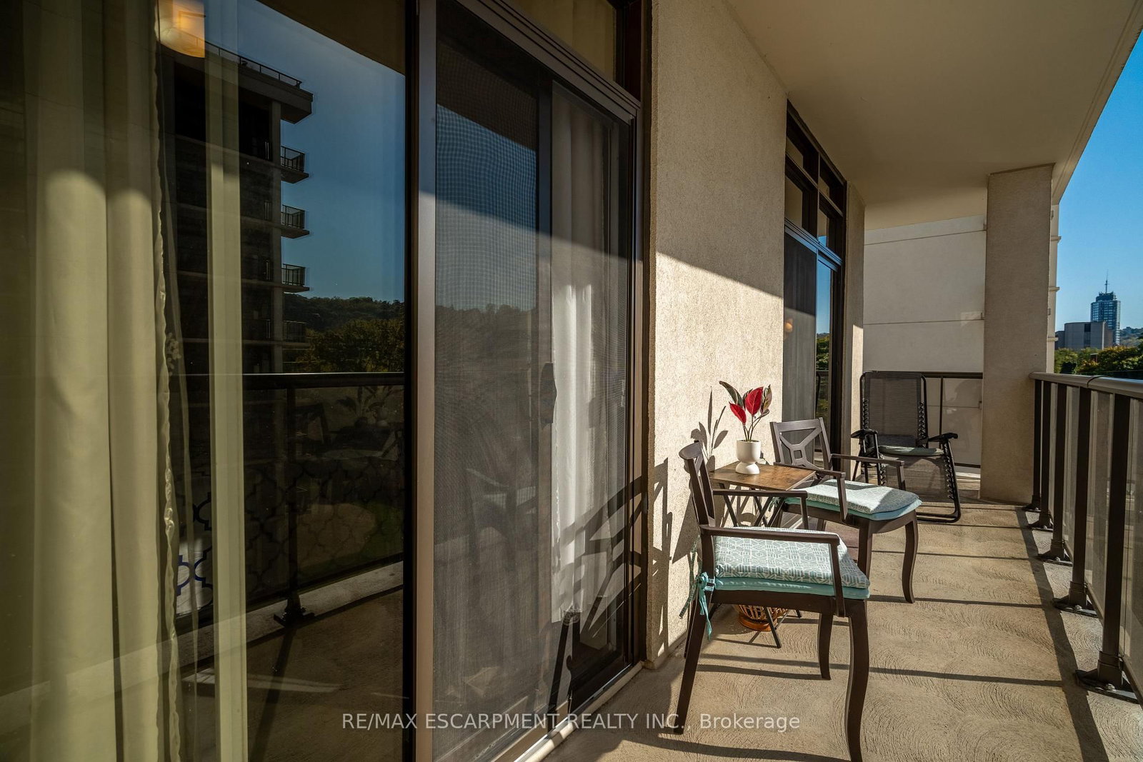 Condo for sale at 509-85 Robinson Street, Hamilton, Ontario, L8P 0B9 - Durand - MLS: X12871136