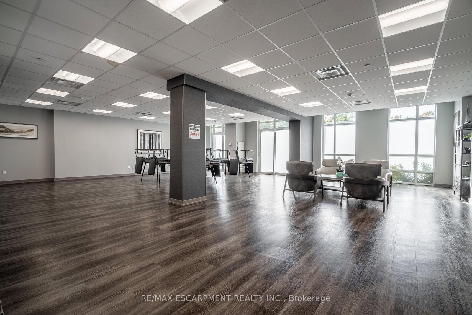 Condo for sale at 509-85 Robinson Street, Hamilton, Ontario, L8P 0B9 - Durand - MLS: X12871136