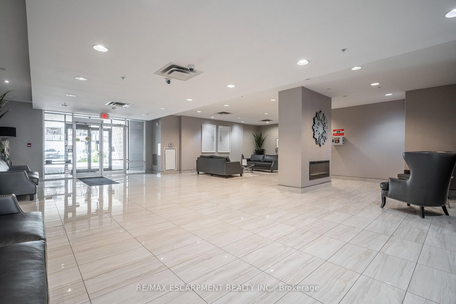 Condo for sale at 509-85 Robinson Street, Hamilton, Ontario, L8P 0B9 - Durand - MLS: X12871136