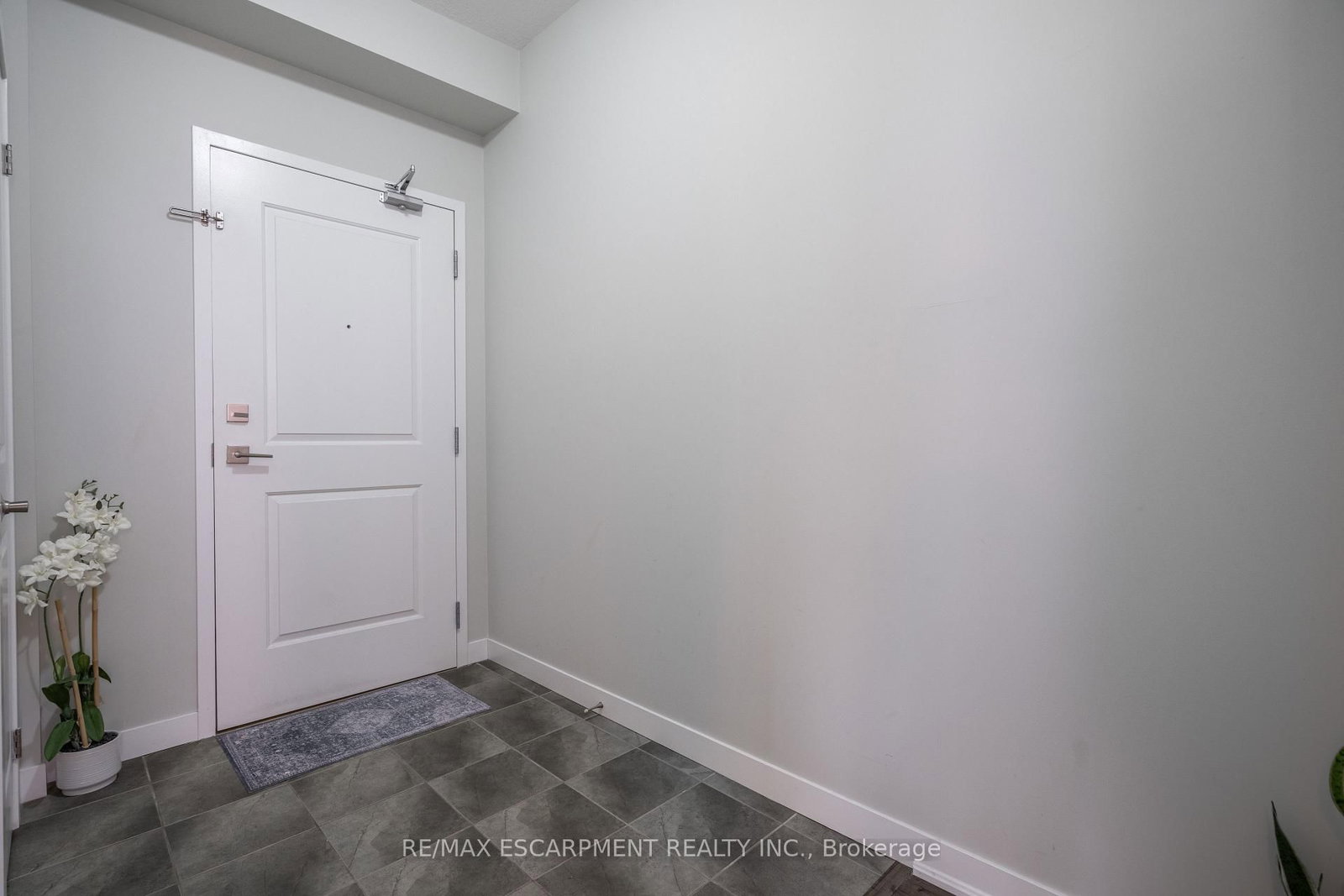 Condo for sale at 509-85 Robinson Street, Hamilton, Ontario, L8P 0B9 - Durand - MLS: X12871136