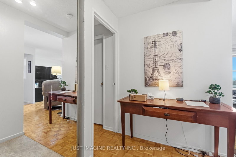 721 - 3100 Carling Ave, Ottawa, K2B 6J6 | Image 3