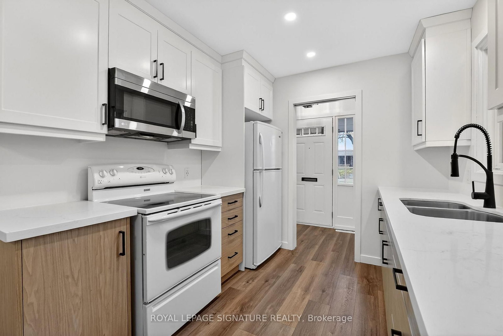 Detached House for sale at 55 BURNESS Drive, St. Catharines, Ontario, L2P 1J4 - Secord Woods - MLS: X12871494