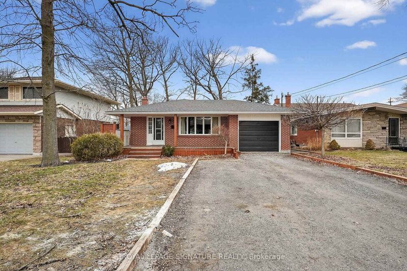55 BURNESS Dr, St. Catharines, L2P 1J4 | Image 2