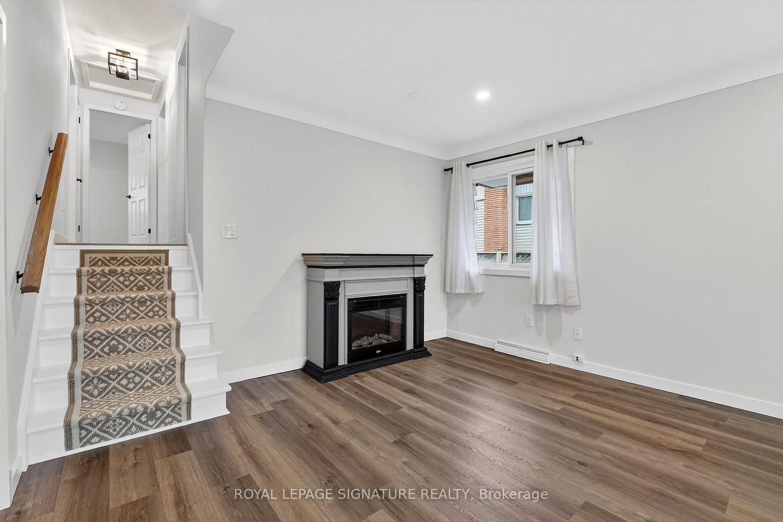 Detached House for sale at 55 BURNESS Drive, St. Catharines, Ontario, L2P 1J4 - Secord Woods - MLS: X12871494