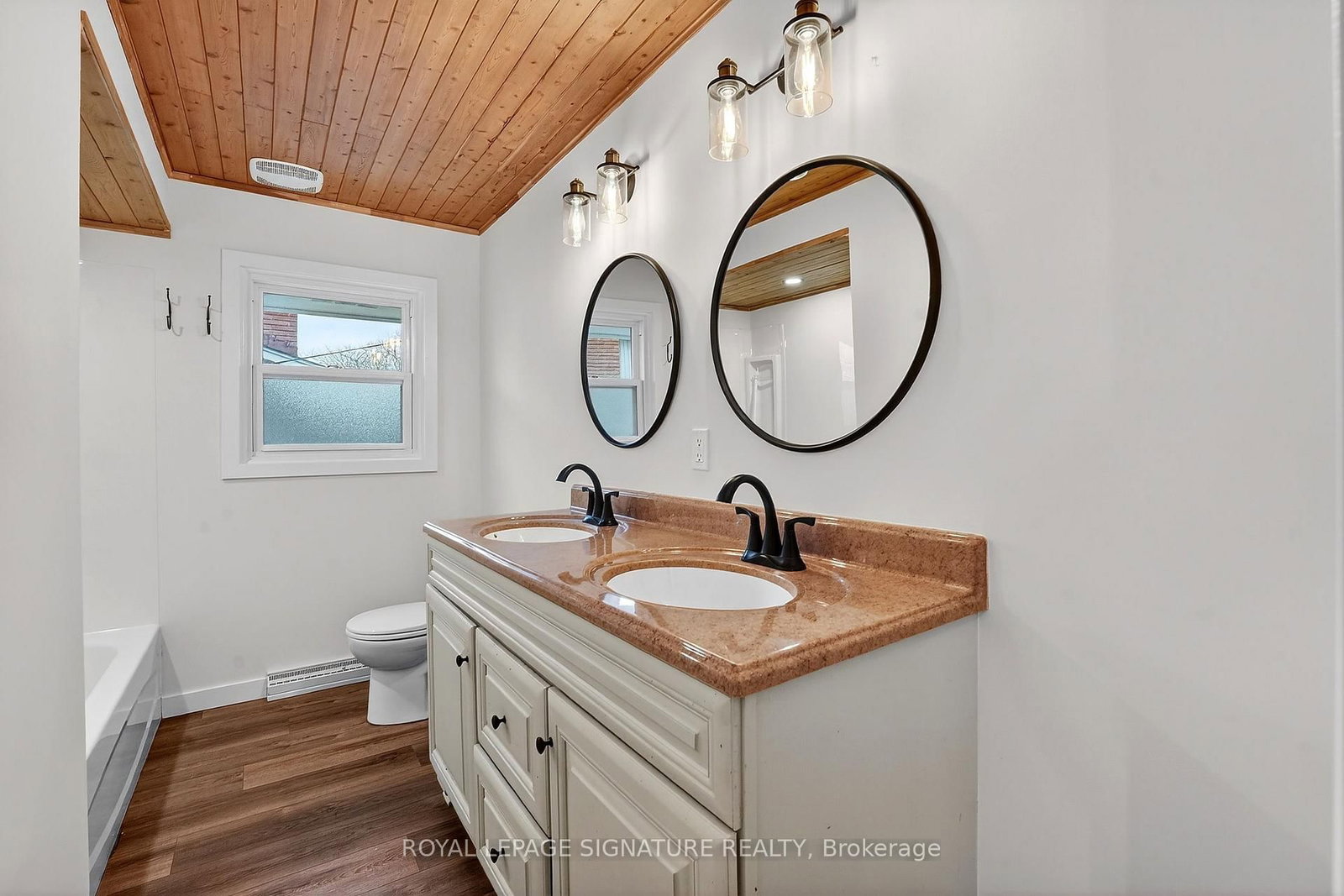 Detached House for sale at 55 BURNESS Drive, St. Catharines, Ontario, L2P 1J4 - Secord Woods - MLS: X12871494