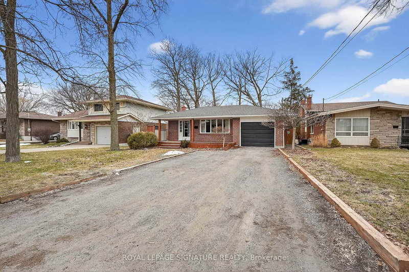 55 BURNESS Dr, St. Catharines, L2P 1J4 | Image 3