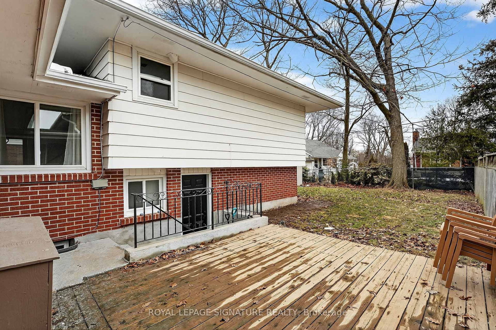 Detached House for sale at 55 BURNESS Drive, St. Catharines, Ontario, L2P 1J4 - Secord Woods - MLS: X12871494