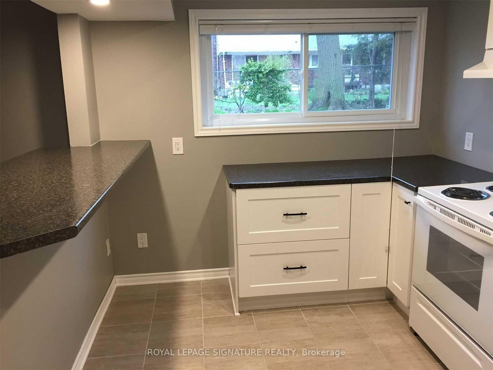 Detached House for sale at 55 BURNESS Drive, St. Catharines, Ontario, L2P 1J4 - Secord Woods - MLS: X12871494