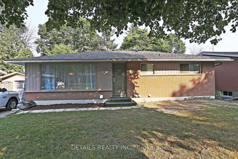 home for lease on A-2151 Lambeth Walk