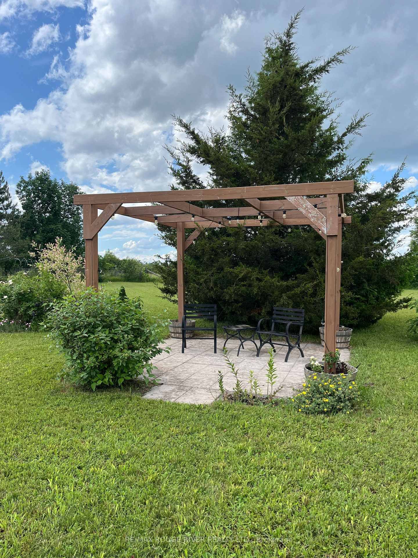 Listing Image 50