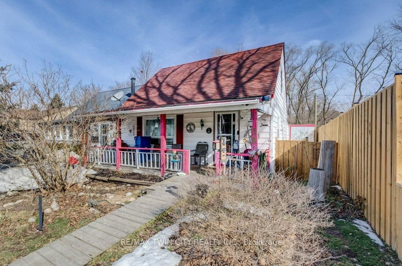 home for sale on 38 SANDERSON Street