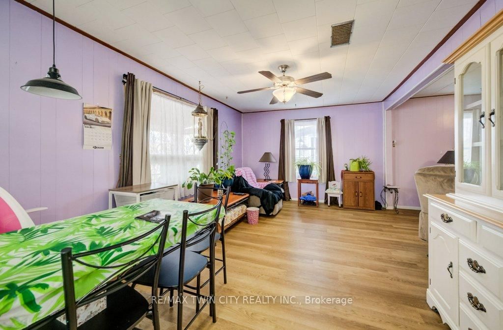 38 SANDERSON Street - Photo 13