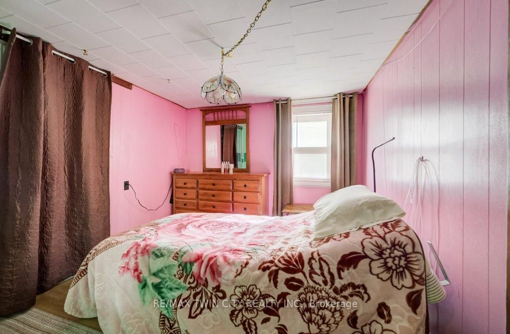 38 SANDERSON Street - Photo 19