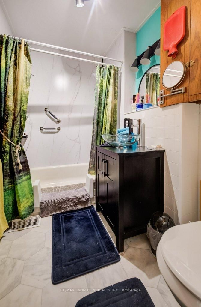 38 SANDERSON Street - Photo 23