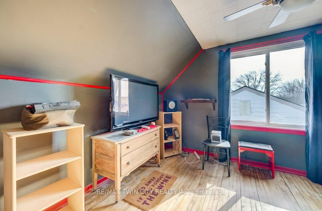 38 SANDERSON Street - Photo 27