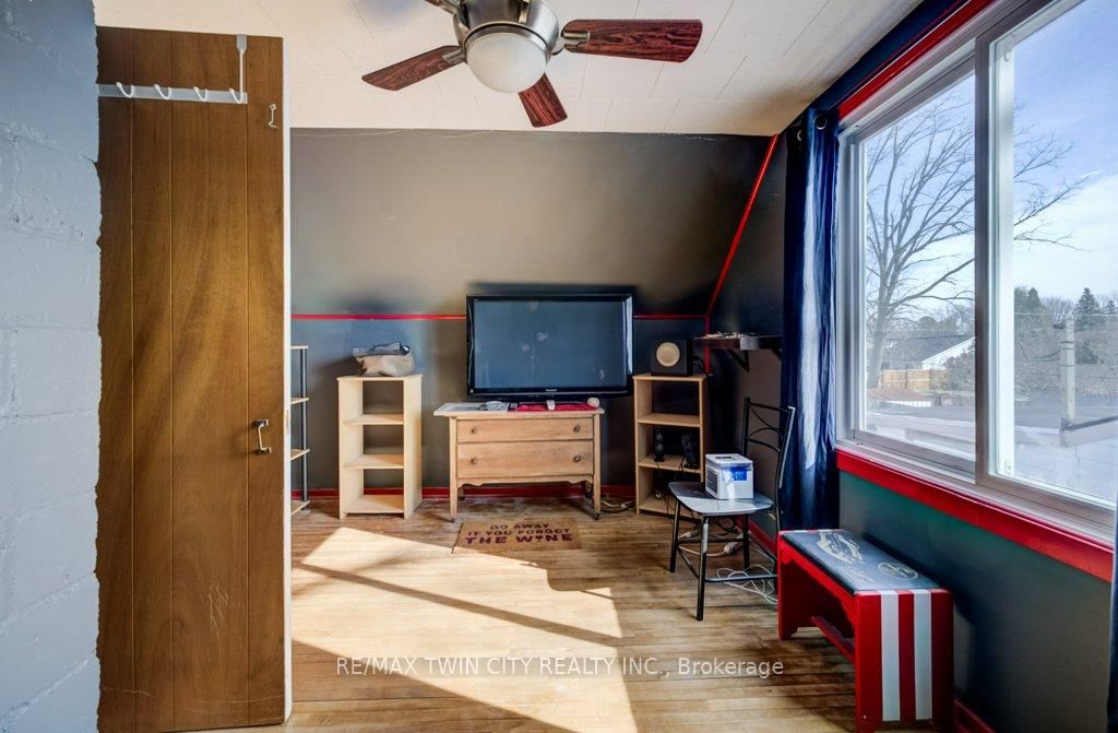 38 SANDERSON Street - Photo 28