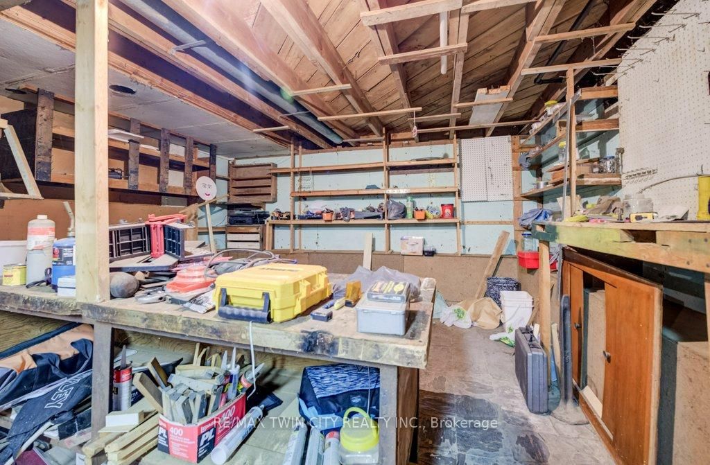 38 SANDERSON Street - Photo 29