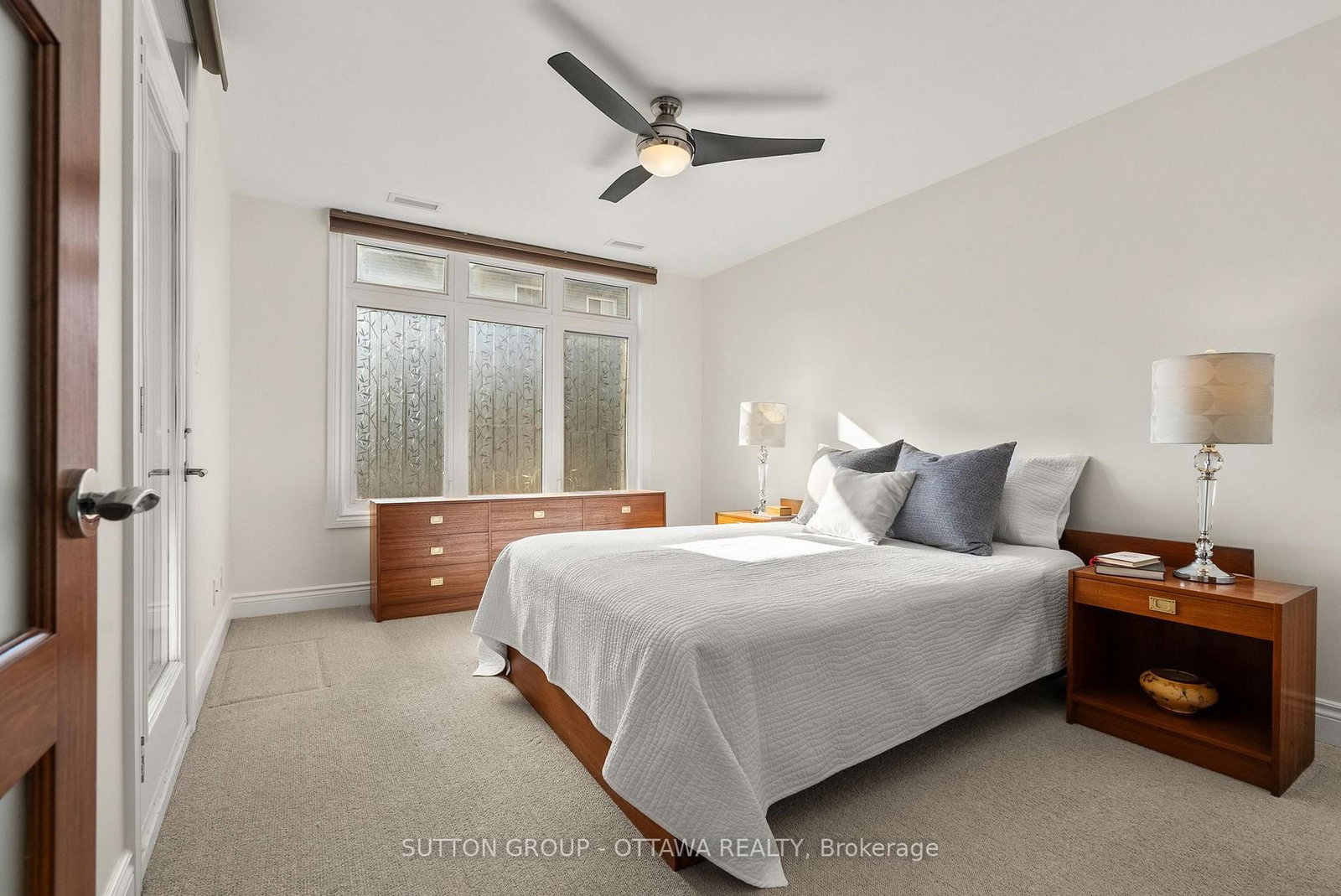 323 Winona Avenue, Unit 105 - Photo 20