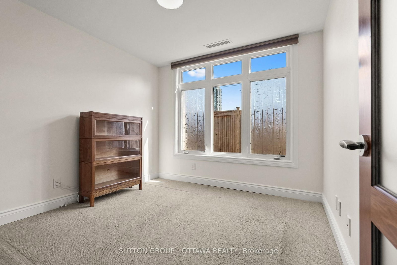 323 Winona Avenue, Unit 105 - Photo 26