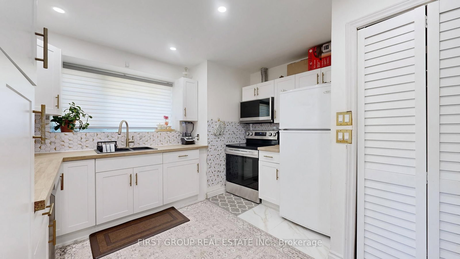 Detached House for sale at 616 Crawford Drive, Peterborough, Ontario, K9J 3W7 - Otonabee Ward 1 - MLS: X12872450